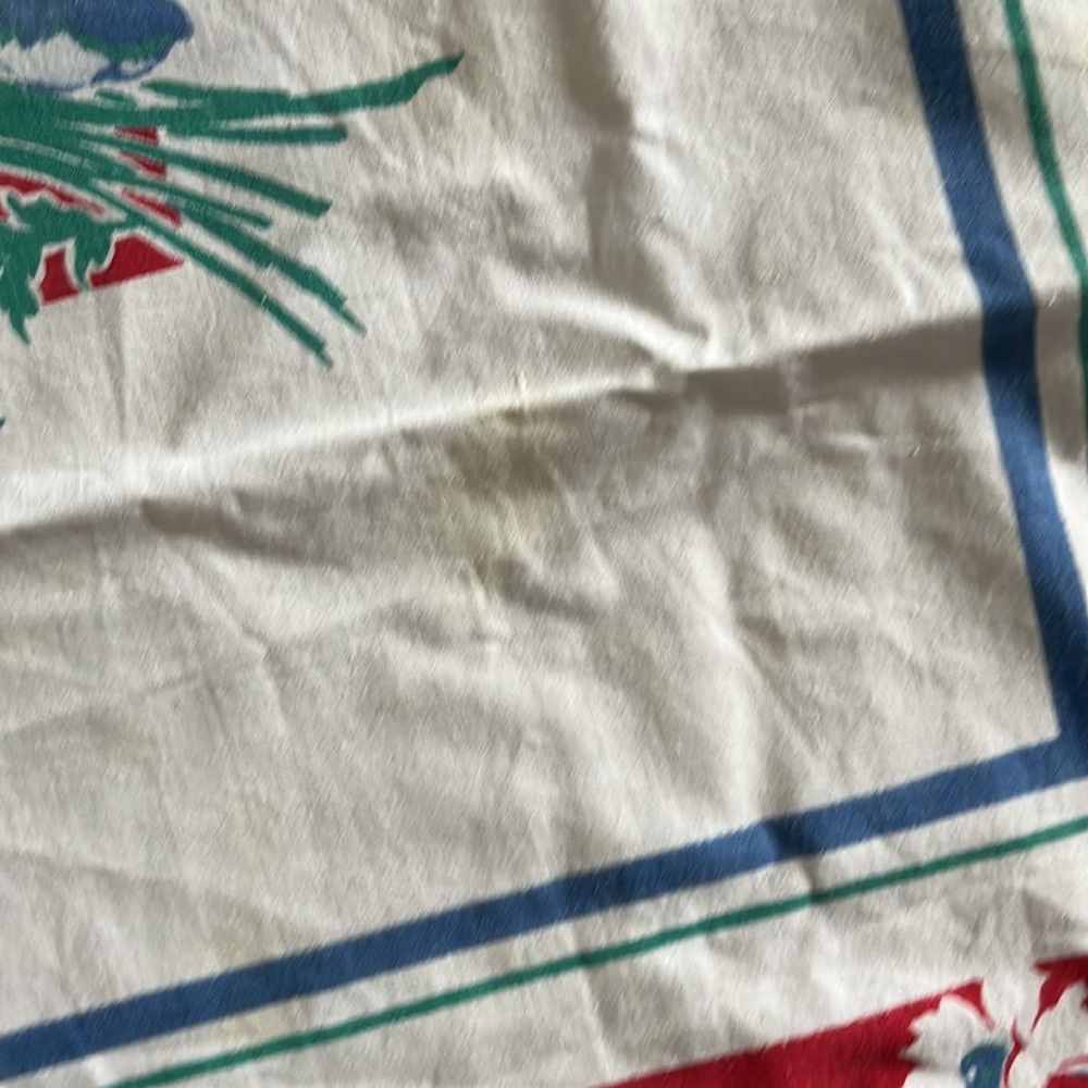 Vintage Table Linen - Picture 3 of 4
